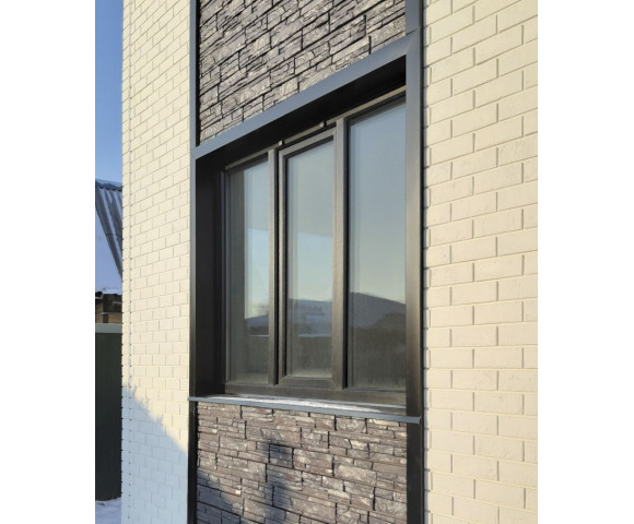 Фасадные панели Grand Line состаренный кирпич Classic молочный