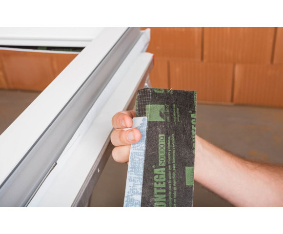 Универсальная клейкая лента Contega Solido IQ-D